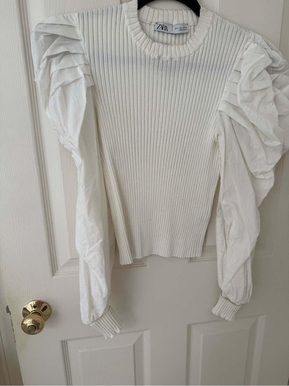 Zara PUFF SLEEVE TOP